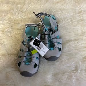 Eddie Bauer Kristen bump toe sandal